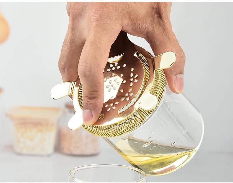 YUHWYI 4-Prong Cocktail Strainer with Star Design 1