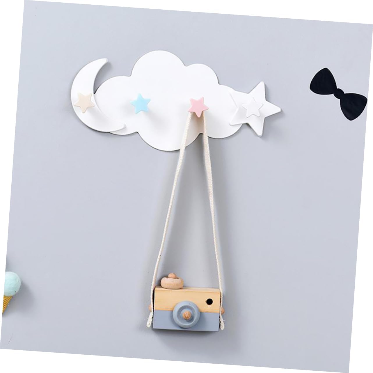 Healifty Adhesive Wall Hooks 2pcs Cloud Moon Star Design