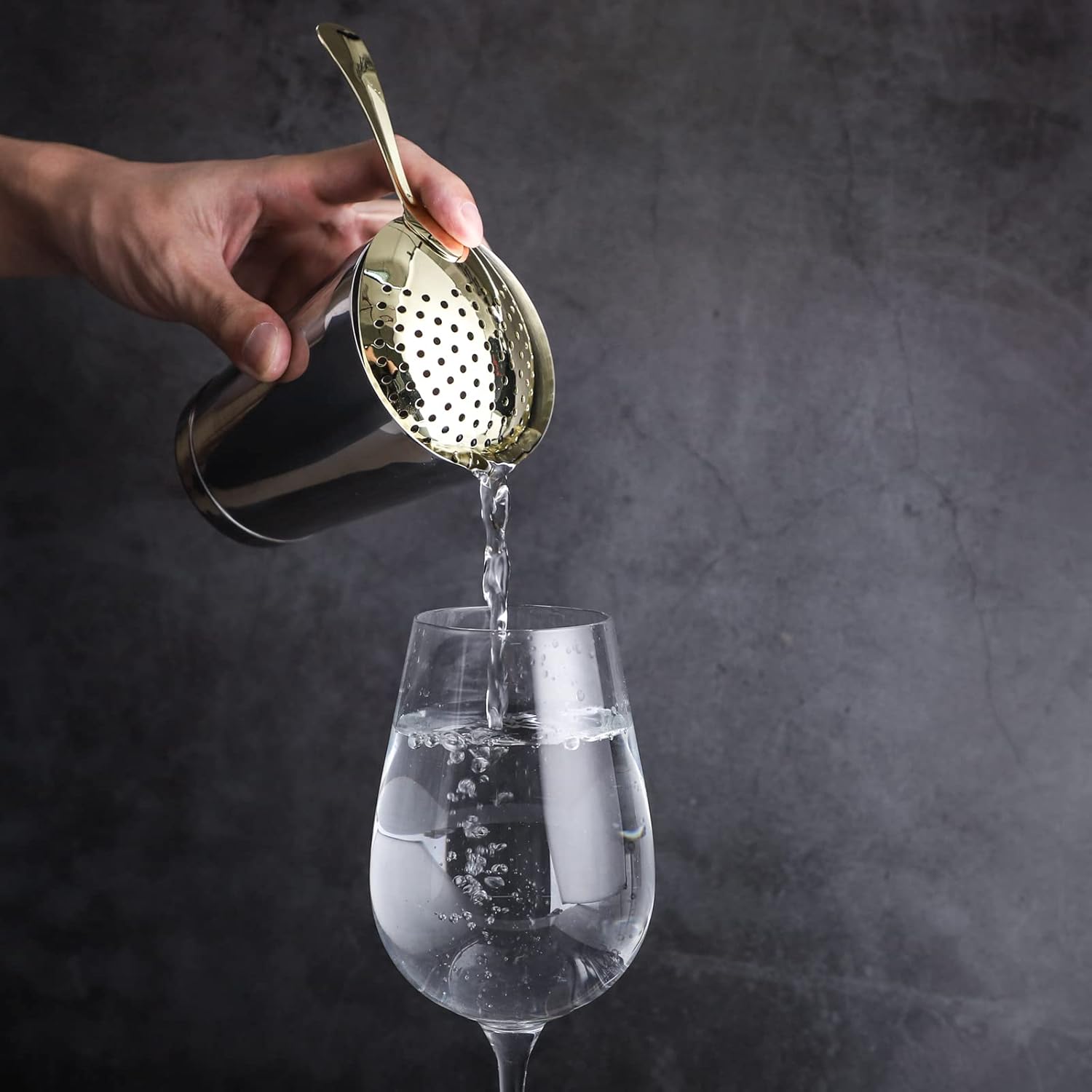 YUHWYI Cocktail Strainer for Drinks